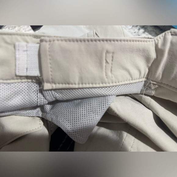 HUK NEXT LEVEL FISHING SHORT Khaki Women’s Size Large Stretch NEW - Picture 8 of 12